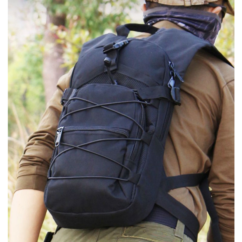 กระเป๋าเป้สะพายหลังยุทธวิธีมอล - Cycling Commuter Backpack บทวิจารณ์และราคา